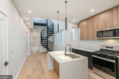 1810 Germantown Ave, Philadelphia PA 19133-1617 exterior