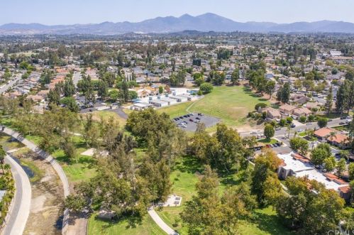 24392 Twig St, El Toro, CA 92630-5258