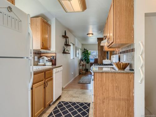 3076 Pearl St, Englewood CO 80113-2709 exterior