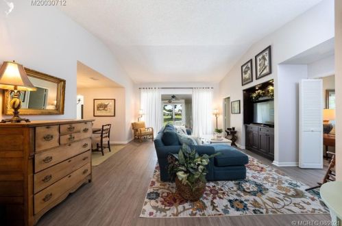 2954 Westlake Cir, Palm City FL  34990-2588 exterior