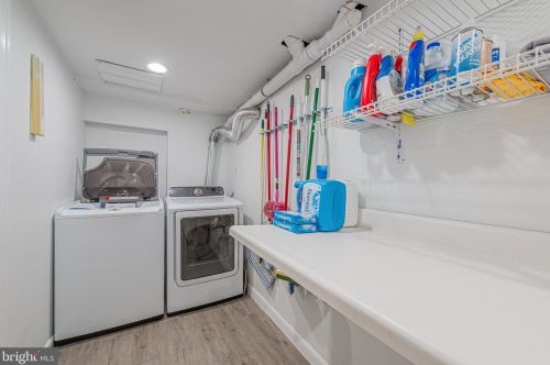 25 Bacon Ct, Dover DE  19901-2572 exterior