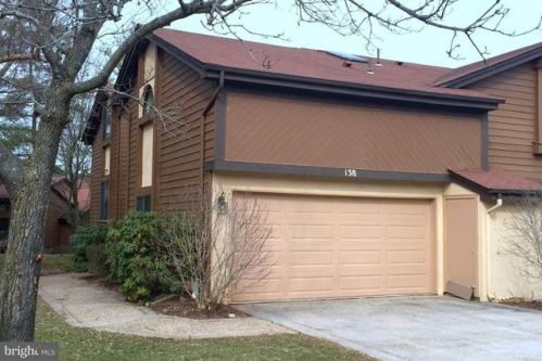 138 Sayre Dr, Princeton NJ  08540-5808 exterior
