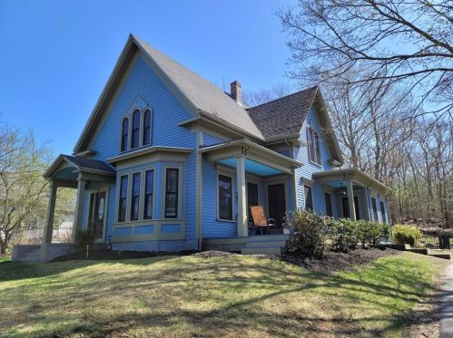 45 Thaxter Ave, Abington MA  02351-2505 exterior