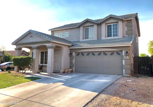 9216 Payson Rd, Tolleson, AZ 85353-5582
