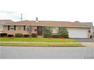 1417 Stanford Rd, Bethlehem, PA 18018-2252