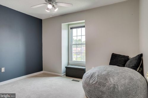 2545 Kingswood Ct, Woodbridge VA  22192-2029 exterior