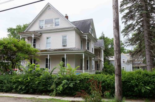 201 Roxbury St, Keene, NH 03431-3933