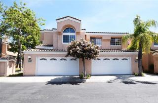 17254 Riviera Dr, Artesia, CA 90703-2767