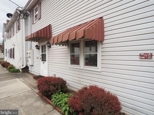 326 Liberty St, Charles Town WV  25414-1828 exterior