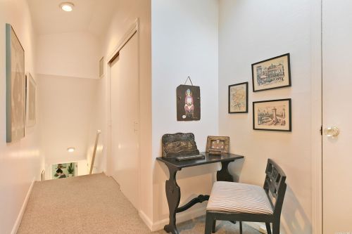 19 Montrose Pl, Huntington Station NY 11747-3403 exterior