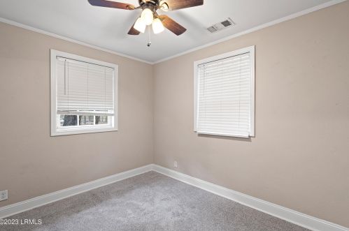 64 Cherokee Farms Rd, Beaufort SC  29906-8823 exterior