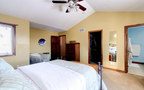 2410 Brogan Dr, Waterford MN  55057-3270 exterior