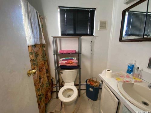 55 Railroad St, Huntington Station NY  11746-1230 exterior