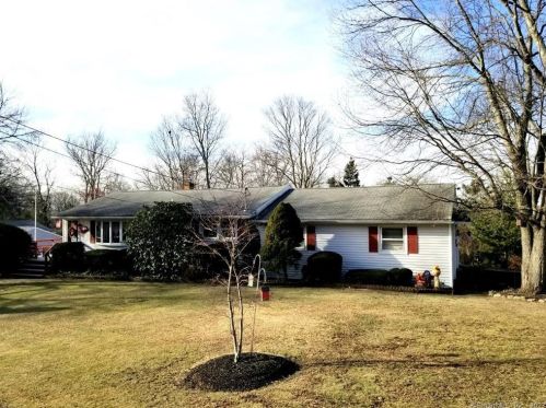 56 Forestview Dr, Waterbury, CT 06716-1828
