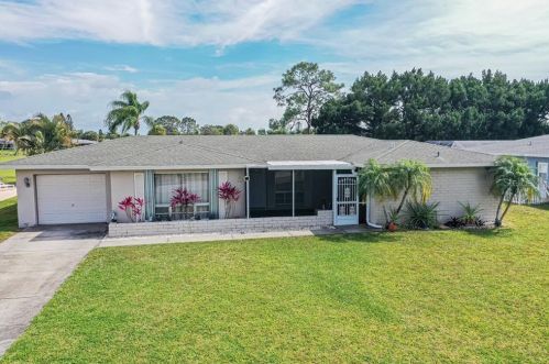 17 Golfview Rd, Placida, FL 33947-2231