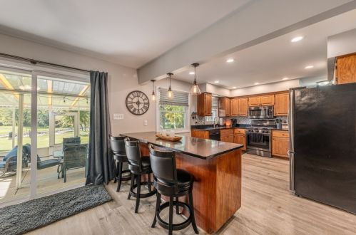 7750 Martha Cir, Waterford WI  53185-2039 exterior