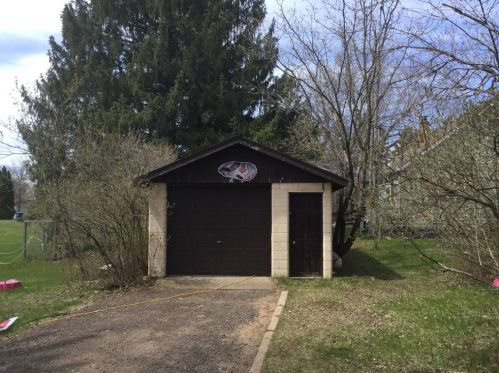 313 Maple St, Spooner, WI 54801-1437