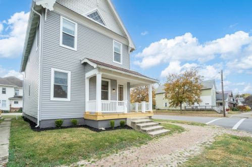 231 Fayette St, Washington Ch OH  43160-1305 exterior