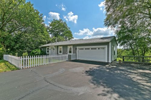 205 Main St, Twin Lakes, WI 53181-9681