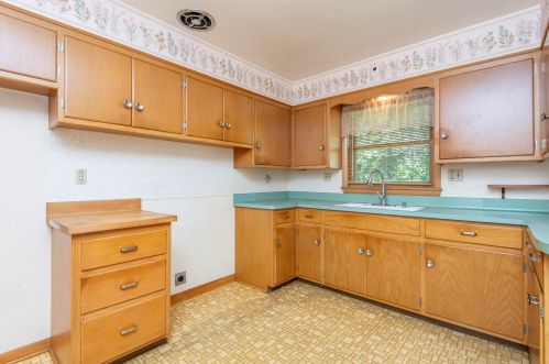 1617 118, Milwaukee WI 53226-3023 exterior