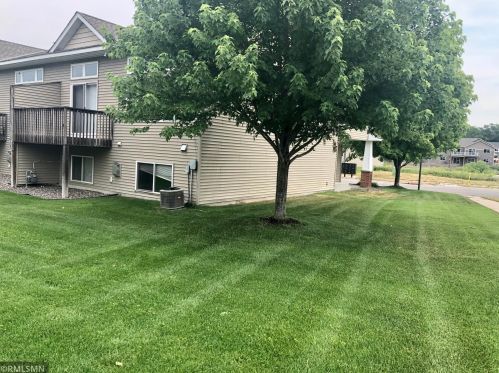 8547 Gateway Cir, Monticello, MN 55362-4623