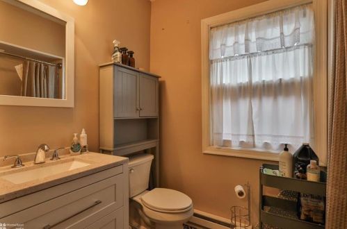 1828 Washington Blvd, Easton PA  18042-4633 exterior