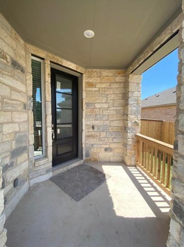 2008 Long Shadow Ln, Georgetown TX  78628 exterior