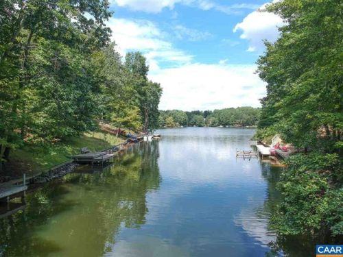 10 Leisure Ct, Bybee, VA 22963-2433