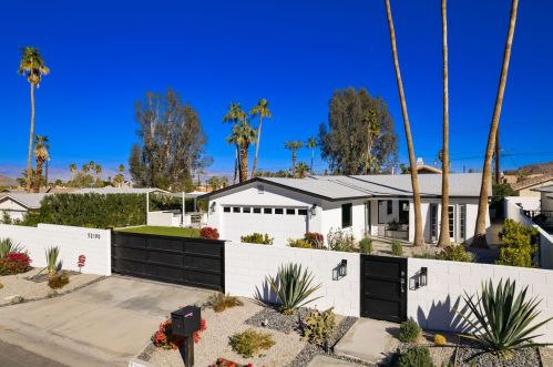 52190 Avenida Diaz, La Quinta CA  92253-3226 exterior