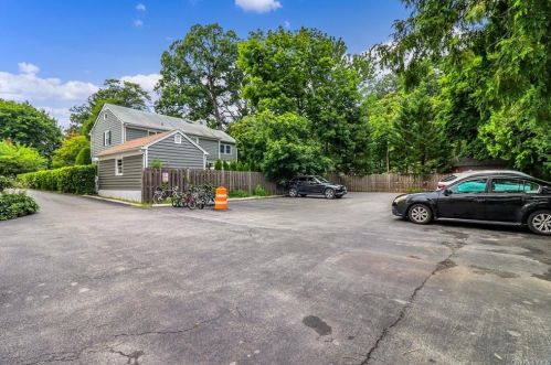 122 Pelhamdale Ave, New Rochelle NY  10803-2211 exterior