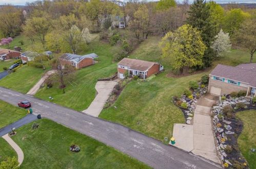 3264 Antler Dr, Gibsonia PA  15044-8437 exterior