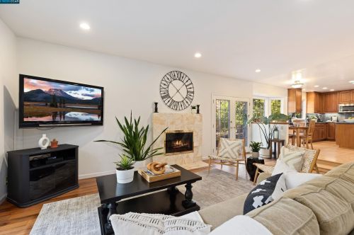 300 Camaritas Way, Danville CA  94526-5439 exterior