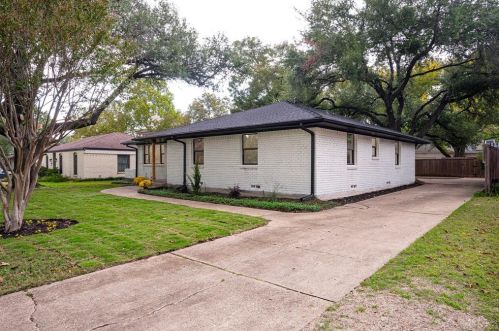 716 Newberry Dr, Richardson TX  75080-5509 exterior