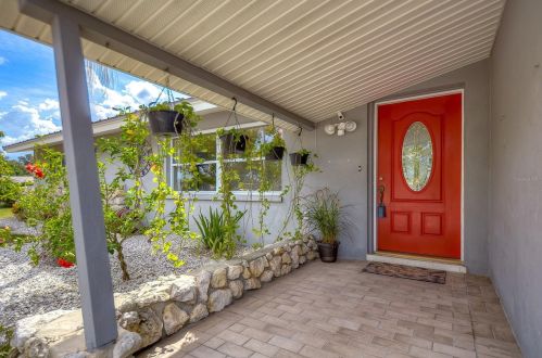 1730 Harpoon Dr, Tarpon Springs, FL 34690-6231