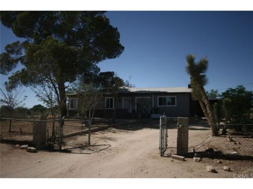 13465 Camellia Rd, Victorville, CA 92392-9333