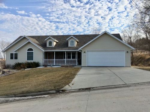 222 Esther St, Martinsburg, NE 68770-7266