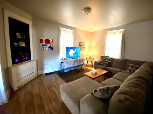 625 Long Ave, New Castle, PA 16101-4845