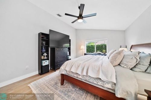 1277 144th Ter, Hollywood FL  33028-2925 exterior