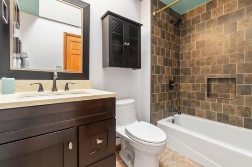 4876 Ottawa Ct, Gibsonia PA  15044-8274 exterior