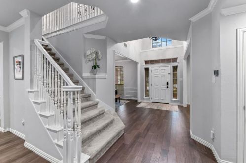 3808 Cherokee Dr, Bedford TX  76021-3110 exterior