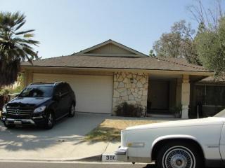 3806 San Augustine Dr, Glendale, CA 91206-1203