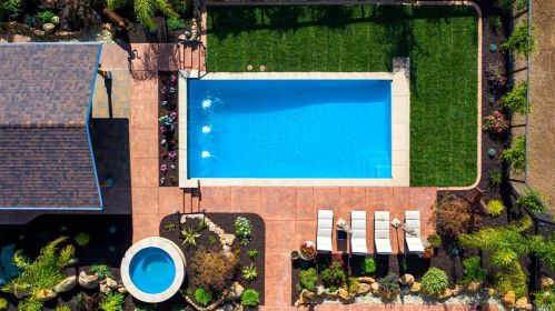 4196 Old Vineyard Ln, Santa Rosa, CA 95404-1327