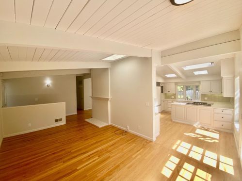 3895 Corina Way, Palo Alto CA  94303-4507 exterior