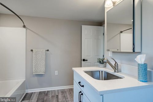 160 Metka Rd, Collegeville PA  19473-1632 exterior