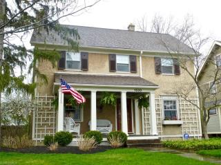 1530 Waterbury Rd, Cleveland, OH 44107-4819