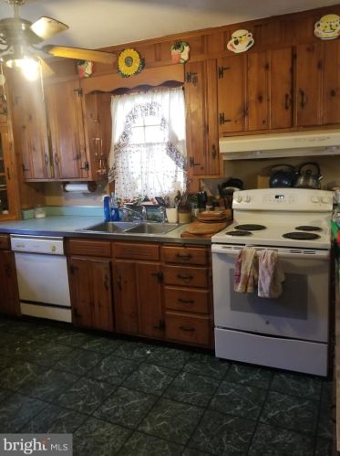 25166 County Rd, Seaford DE  19973-8631 exterior