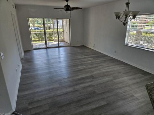 12320 Notting Hill Ln, Bonita Springs, FL 34135-7084