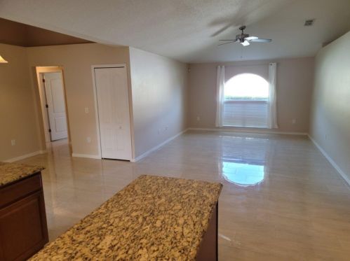 4783 Ashley Lake Cir, Vero Beach FL  32967-2605 exterior