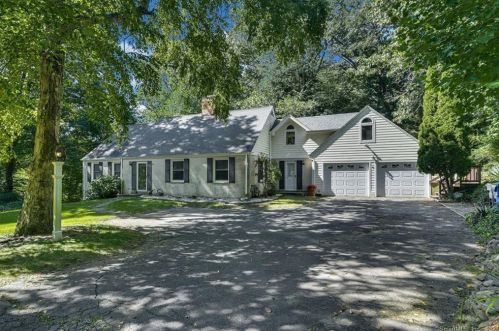 1525 Huntington Tpke, Bridgeport, CT 06611-5342