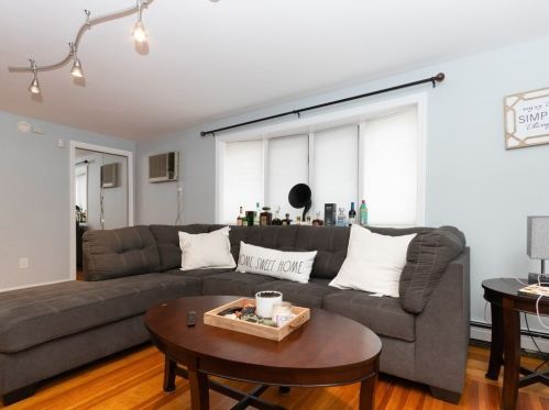 46 Thomas St, Medford, MA 02155-4536